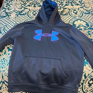 Excellent used condition under armor youth large tech material hoodie